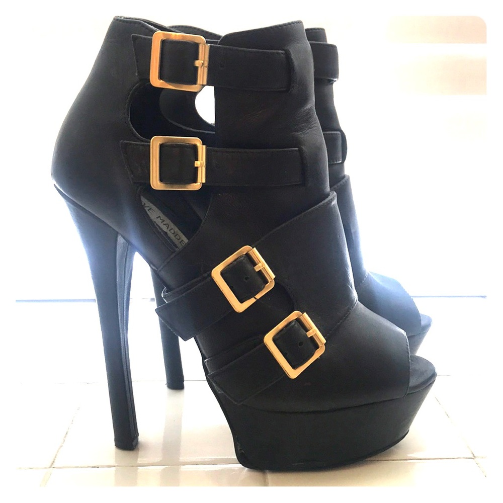 Steve Madden Platform Buckle Heels